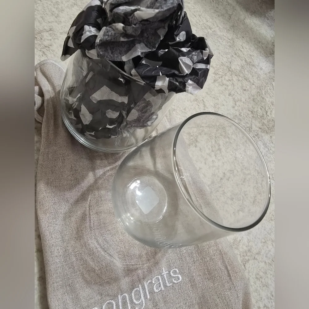 Crate&Barrel Clear Red Wine Glasses